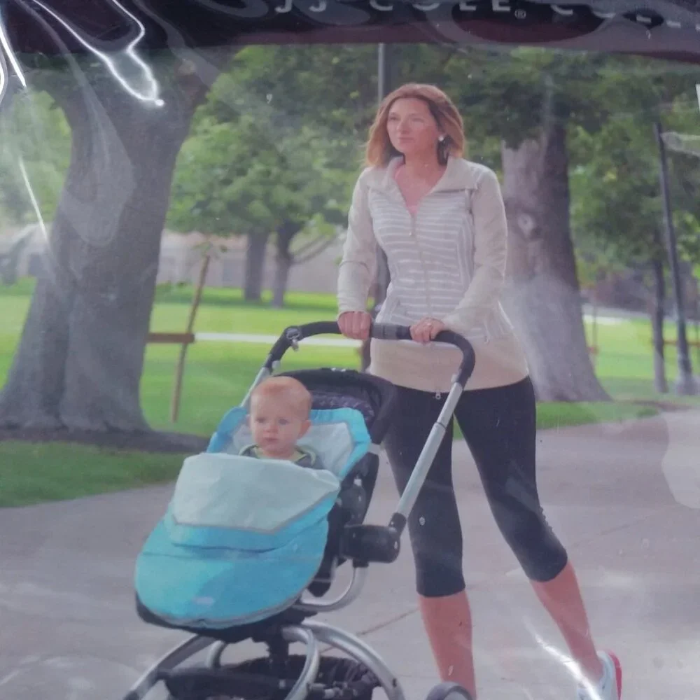 BundleMe Infant Stroller Blanket Cover Black - Picture 2 of 9